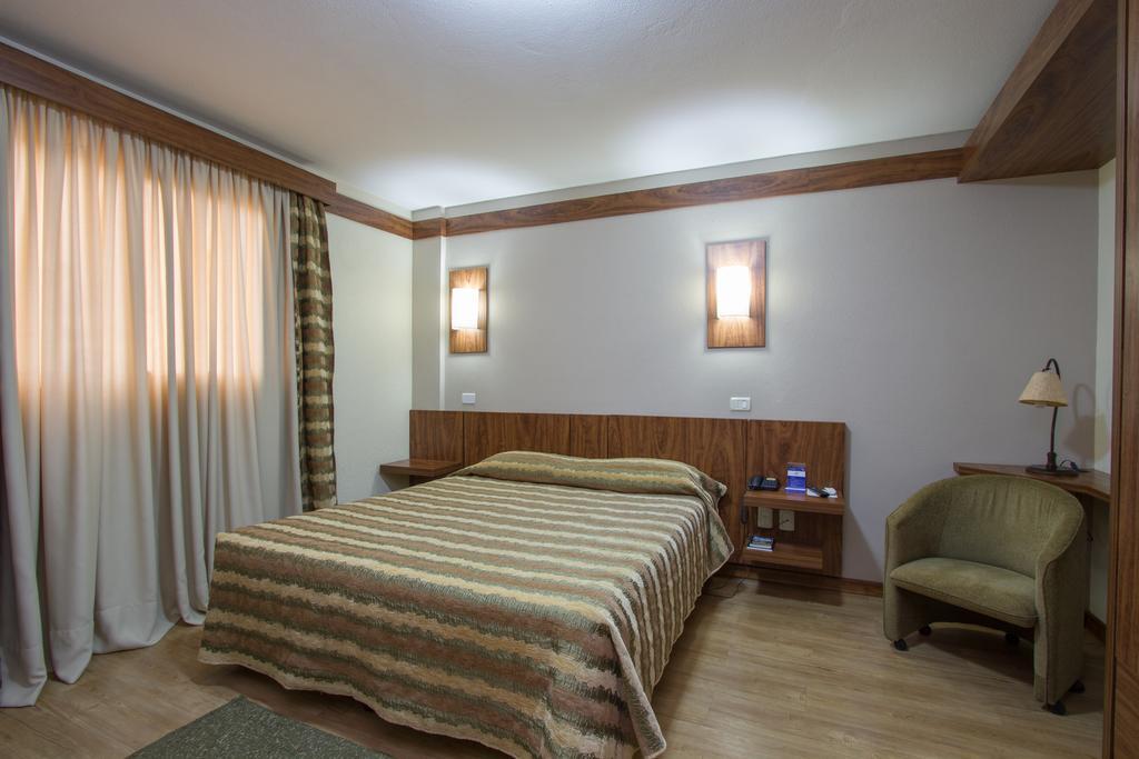 Hotel Le Canard Лажис Экстерьер фото